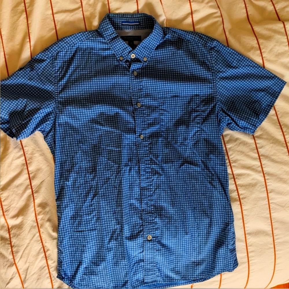 Banana Republic Blue Slim Fit Button Up - Medium